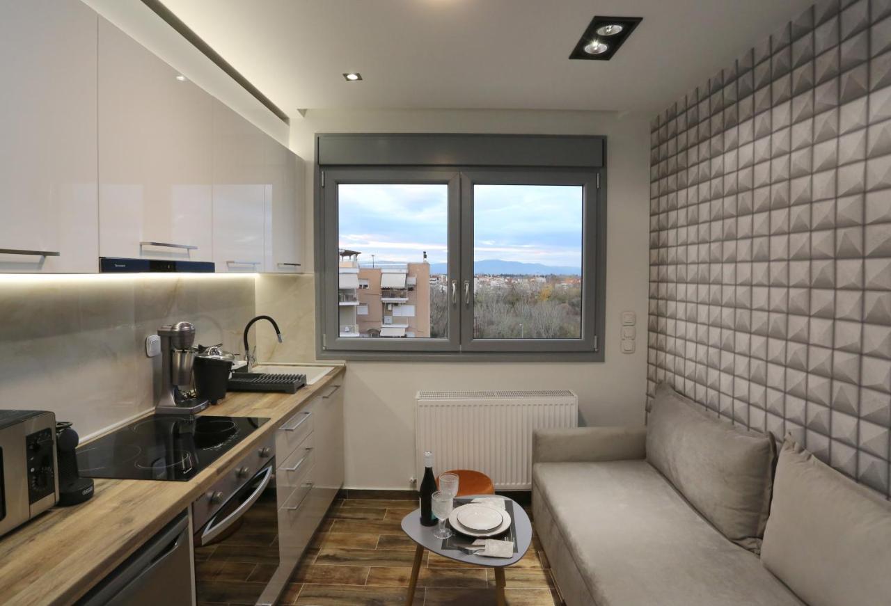 La Larissa Luxury Apartments Dafne Exteriér fotografie